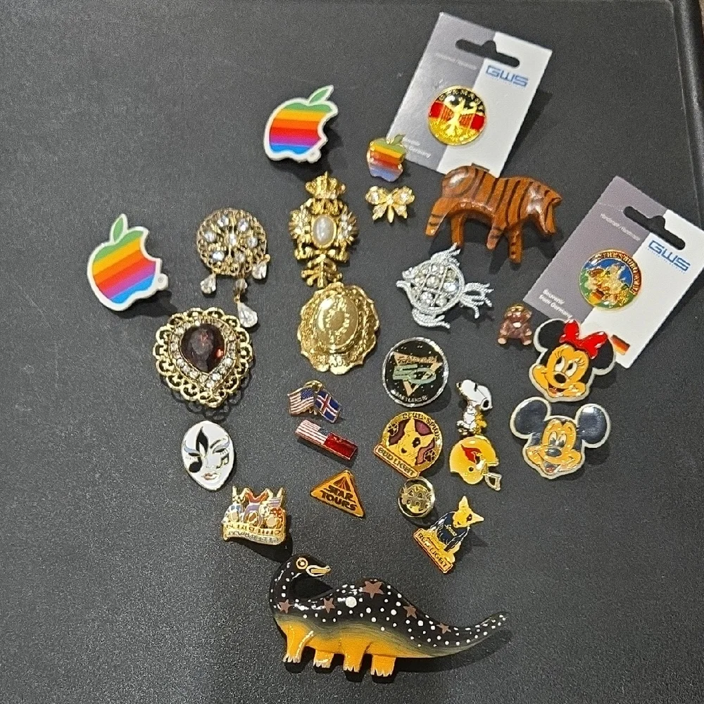Colorful Kids Pin Set